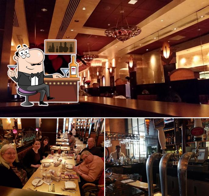The Cheesecake Factory, 53 Woodfield Rd F301 in Schaumburg Restaurant