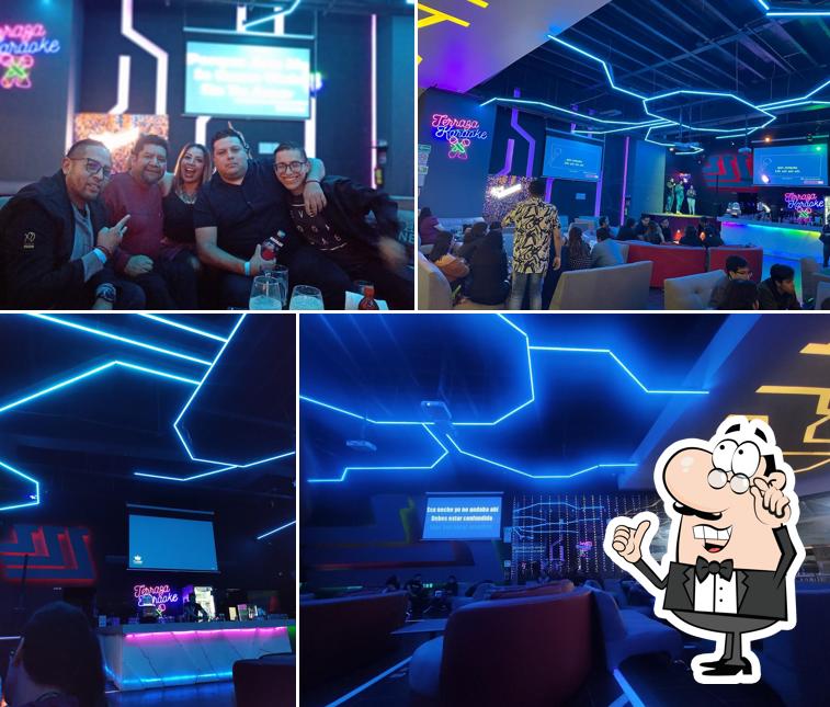 Pub y bar Terraza Karaoke Sentura Tlalnepantla, Tlalnepantla
