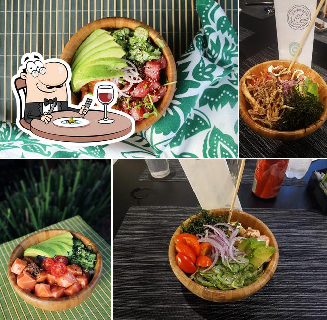 Comida em Oahu Surfers Food - Comida Havaiana - Poke