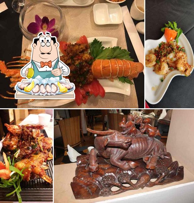 The visitors of Oriental Blossom can order various seafood meals