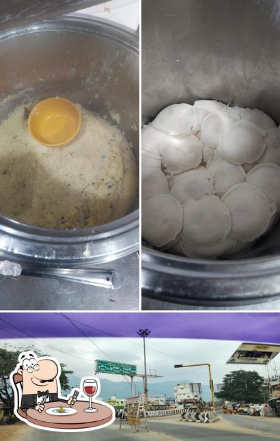 The picture of Aroma Bakery’s food and exterior