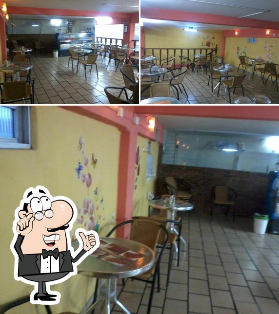 Veja imagens do interior do Palatto Pizzaria