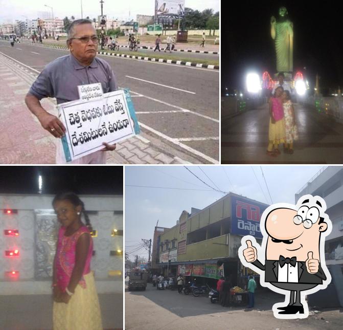 Gowtham Restaurant & Bar