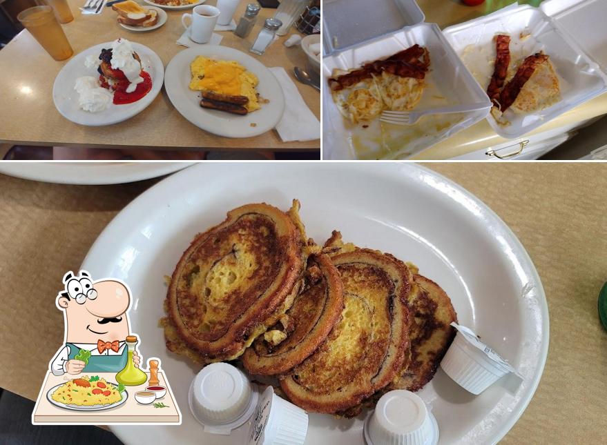Castlewood Restaurant in Sturtevant American restaurant menu and reviews