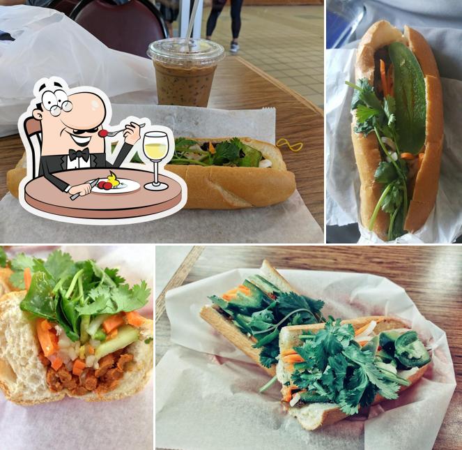 Le's Sandwiches & Café in Charlotte Restaurant menu and reviews