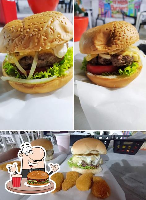 Peça um hambúrguer no Tá massa burguers