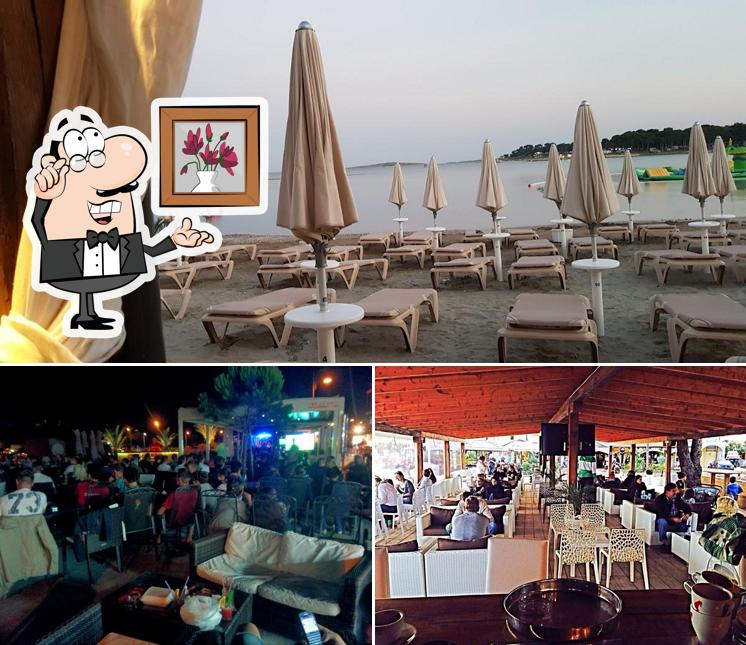 Gli interni di SunShine Beach Bar