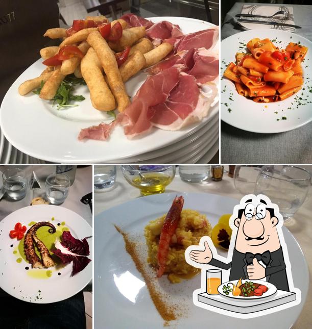 Platti al Ristorante Bambu 77