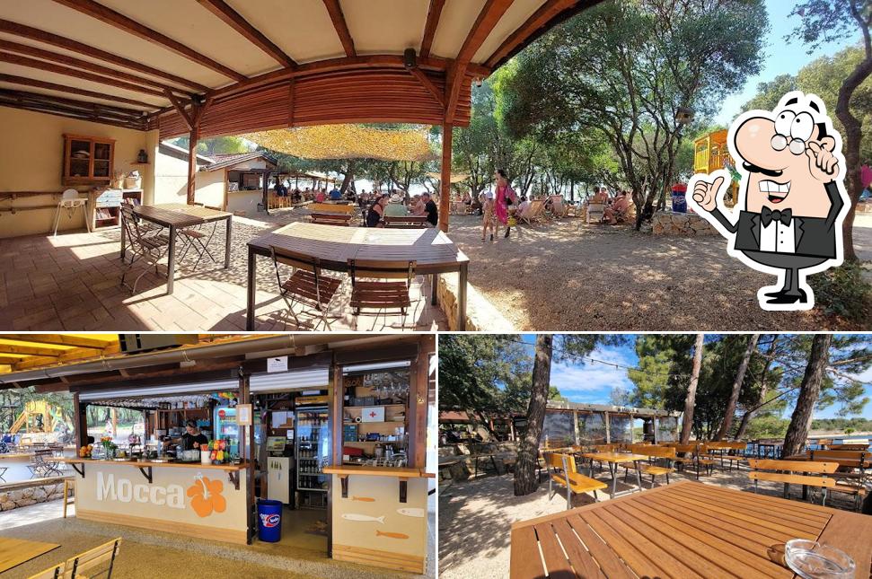 Dai un'occhiata agli interni di Beach Bar Mocca