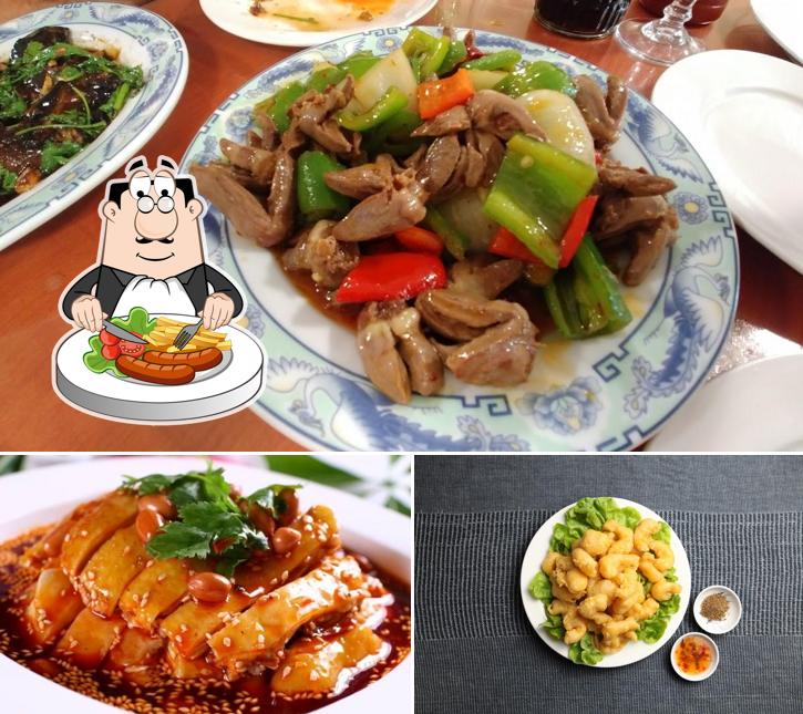 Plats à Gourmet Tsingtao (巷子深）
