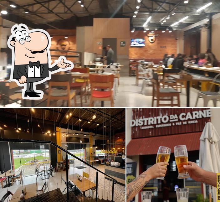 Entre diferentes coisas, interior e bebida podem ser encontrados a Distrito da Carne - Restaurante Grill e Filé de Igreja