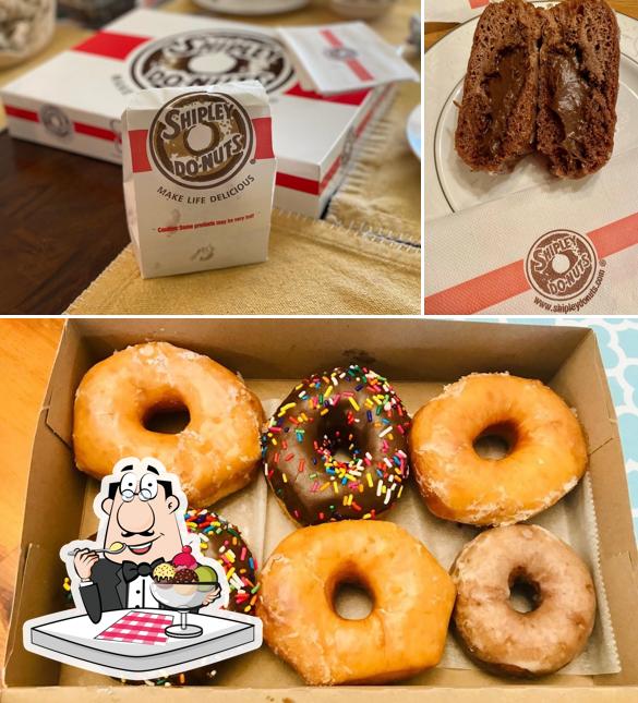 "Shipley Do-Nuts" предлагает большое количество сладких блюд