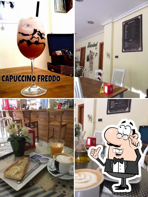 Интерьер "Felicidad Café"