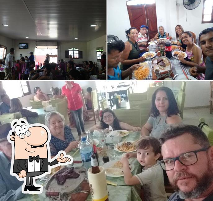 Veja imagens do interior do Churrascaria e Restaurante da Perua