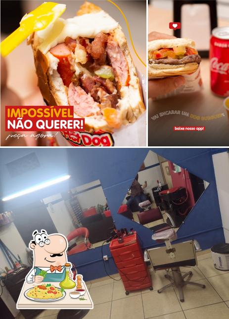 Entre diferentes coisas, comida e interior podem ser encontrados no Sr Hot Dog - Cambé 3