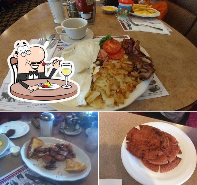Woodstown Diner, Woodstown, 16 East Ave carta y opiniones del