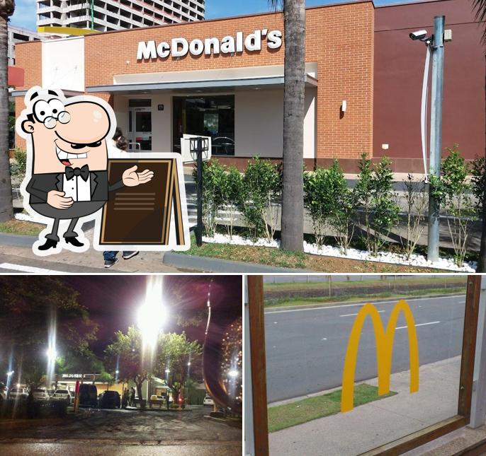 Desfrute da vista do exterior McDonald's