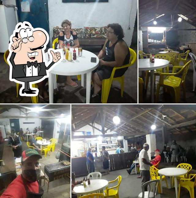 O interior do Kabana LANCHES E ESPETINHO E AÇAÍ