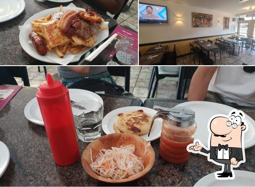 Voici l’image affichant la intérieur et nourriture sur El Rancherito