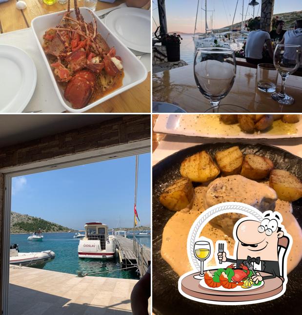 Ordina la cucina di mare a Konoba Levrnaka
