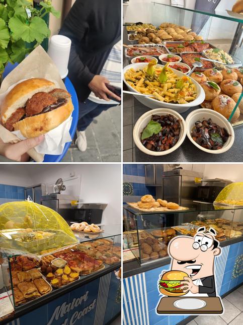 Prova un hamburger a Maiori Food Coast