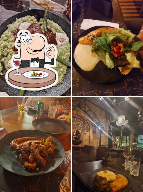 Platos en Old House Blues & Jazz