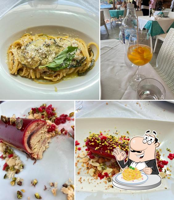 Spaghetti alla carbonara al ristorante-stabilimento balneare La Perla