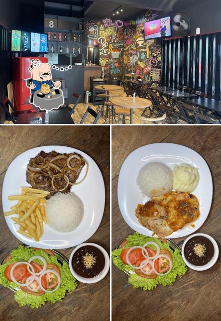 Esta é a imagem mostrando comida e exterior no Pub Zero 8