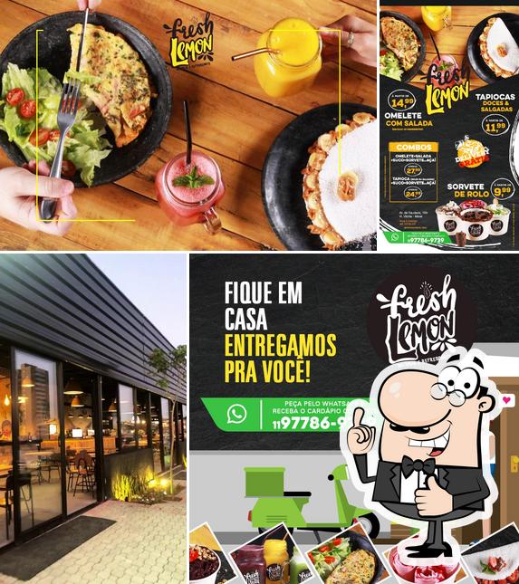 See this picture of FRESH LEMON Poke, Saladas, Sucos, Açai e Sorvete