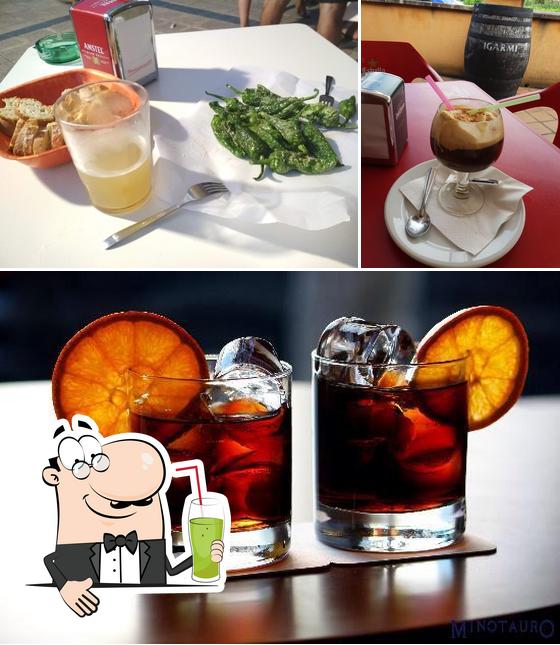 Enjoy a drink at Restaurante La Casuca