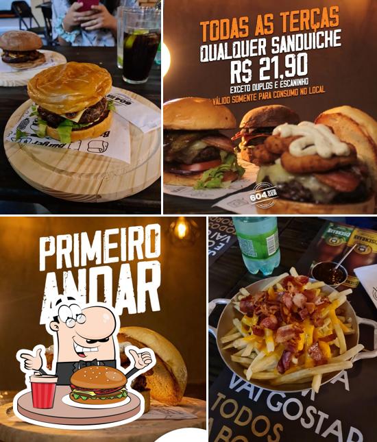 Hambúrguer em 604 Burger