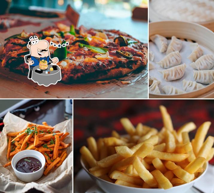 Dumplings and french fries at FFC (FAST FOOD CORNER)