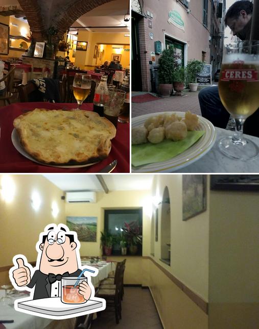 La immagine della bevanda e interni di Trattoria Pizzeria Il Borgo Vecchio