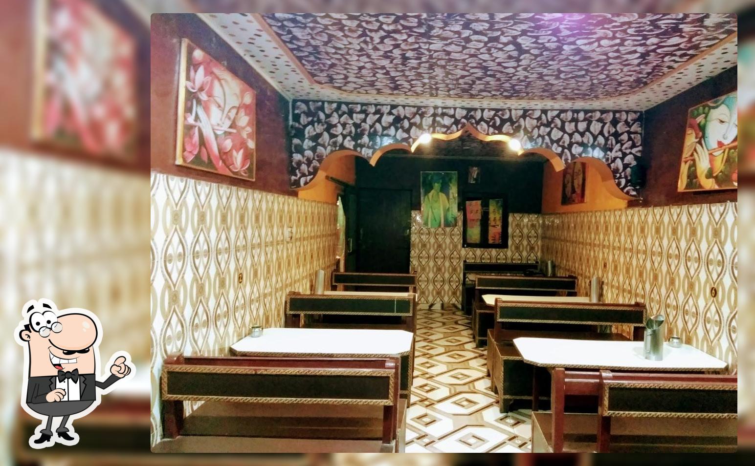 Vicky Chicken Corner