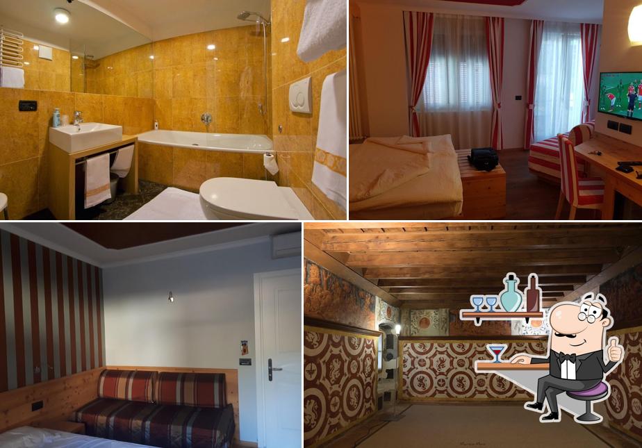 Siediti a un tavolo di Hotel Cles