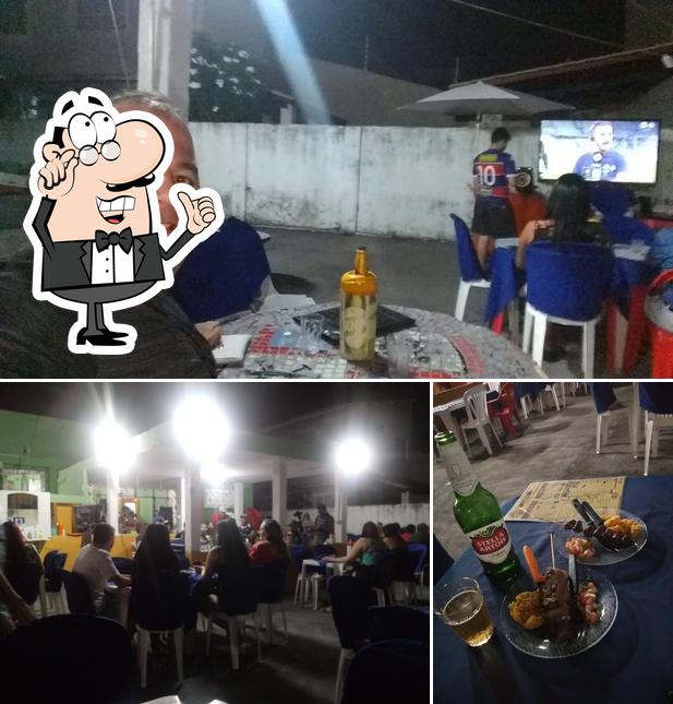 O interior do Lucas BAR