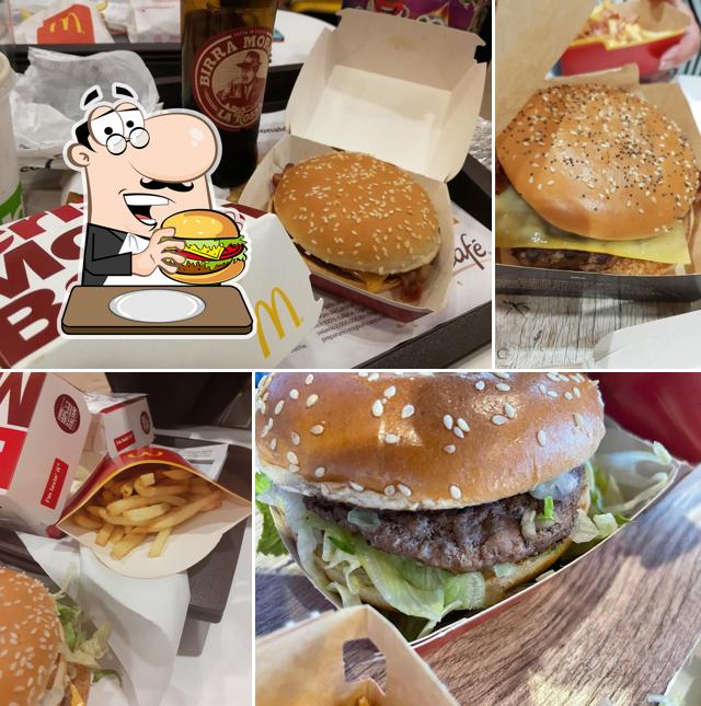 Prova un hamburger a McDonald's Chieti