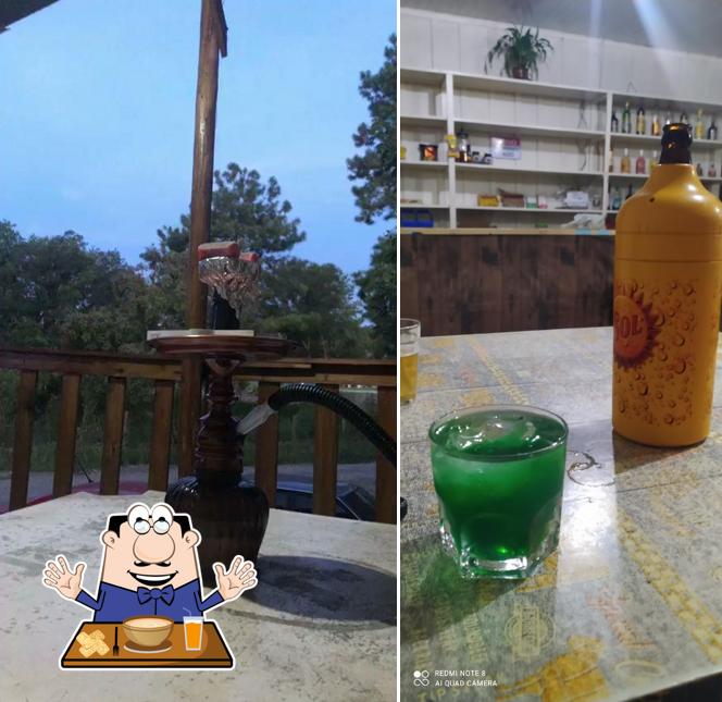 Bodega's Bar