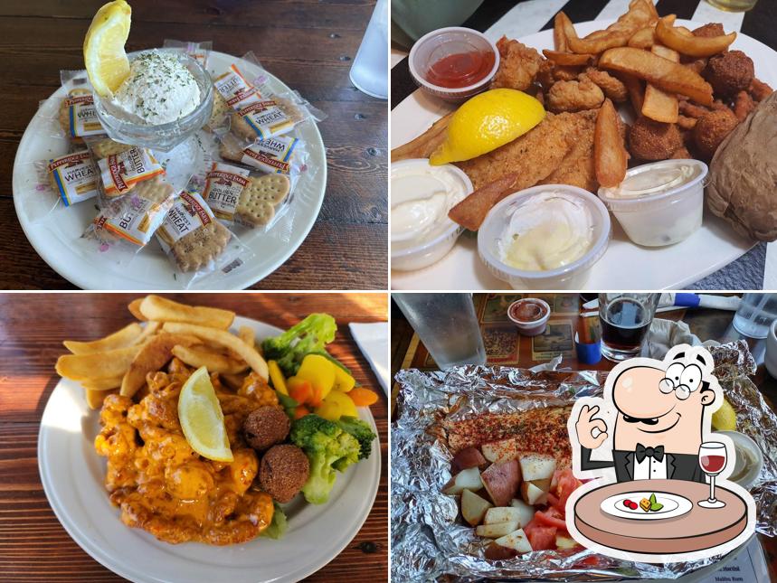 Mackinac Grille & Patio Bar in Saint Ignace Restaurant menu and reviews