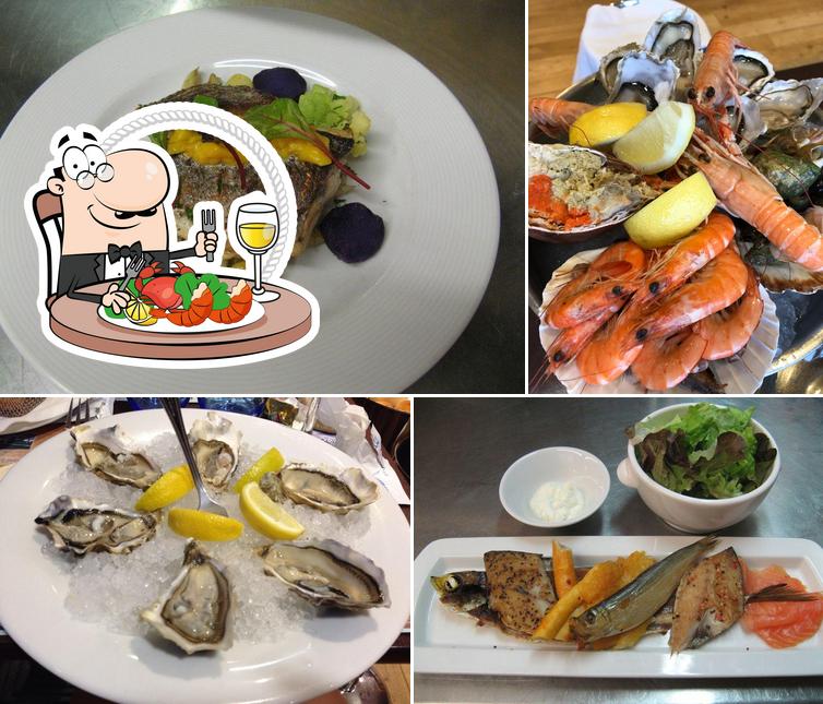 Try out seafood at Planète Océan