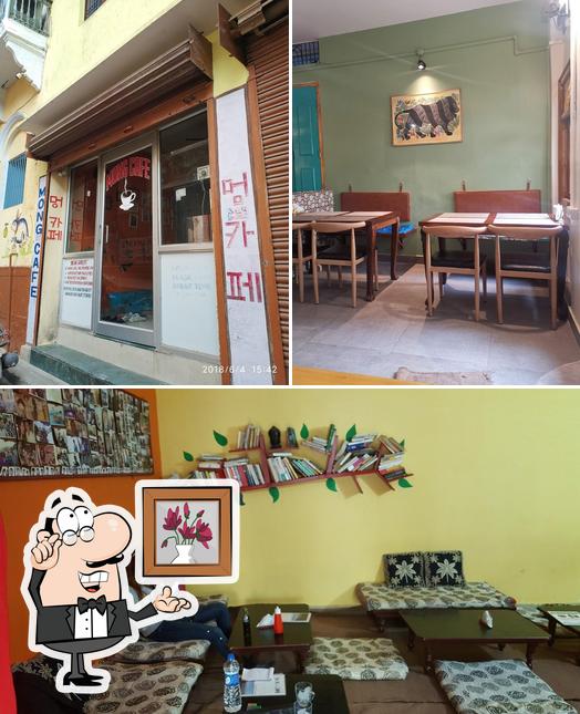 Check out how Ondo Cafe (mong cafe) looks inside
