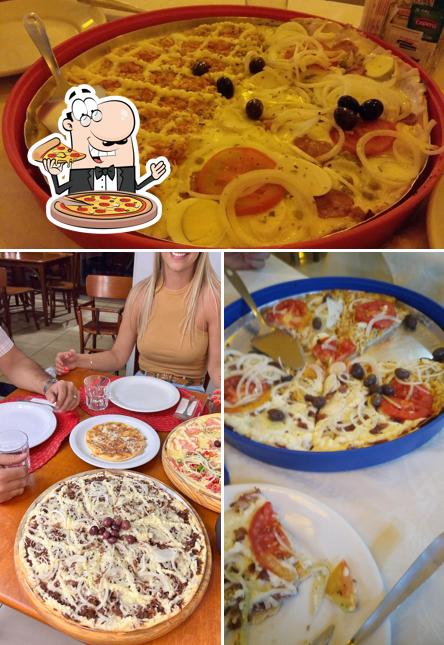 Escolha pizza no Cascata Pizzaria
