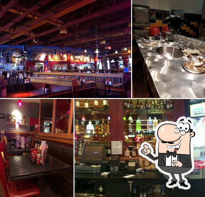 Red Robin Gourmet Burgers and Brews in Latham Restaurant menu and reviews