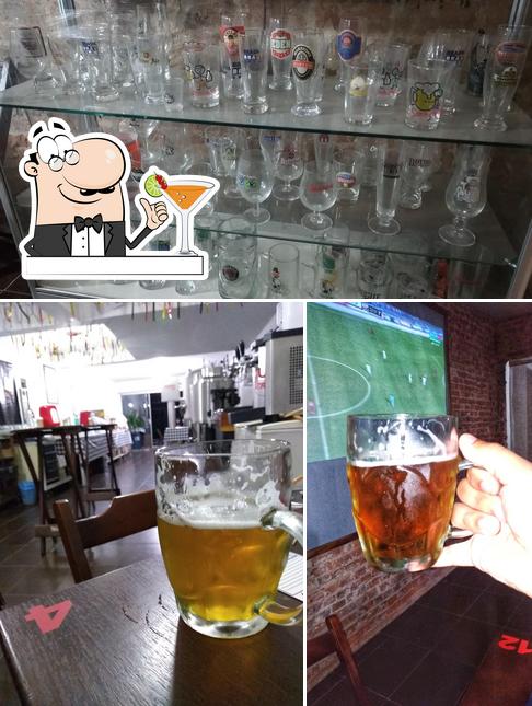 Tome uma bebida do menu