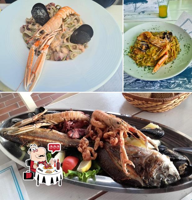 Try out seafood at Restoran "Kruh i Vino"