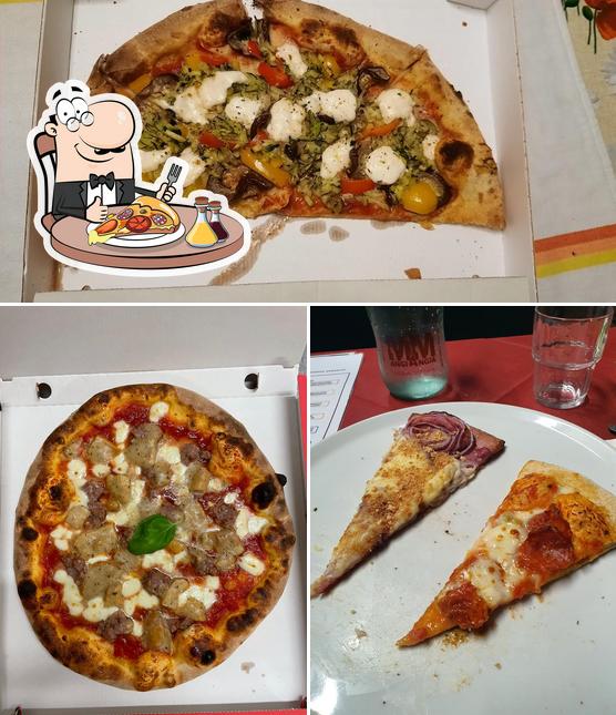 Prenditi una pizza a MANGIA MANGIA Bussoleno