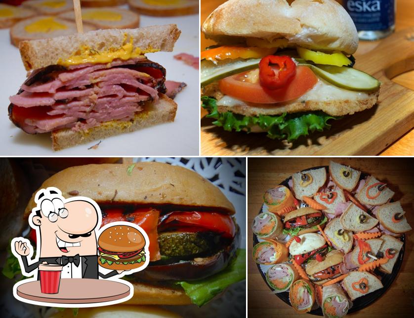 Get a burger at Sul Posto - Sandwicherie Italienne - Smoked Meat - Salads - Catering/Traiteur