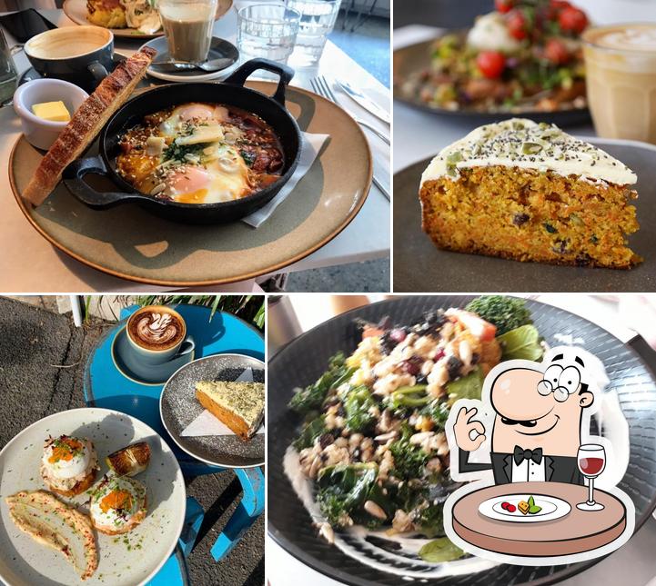 Flat White Cafe in Woollahra Restaurant menu and reviews