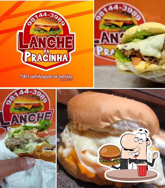 Hambúrguer em Lanche da Pracinha