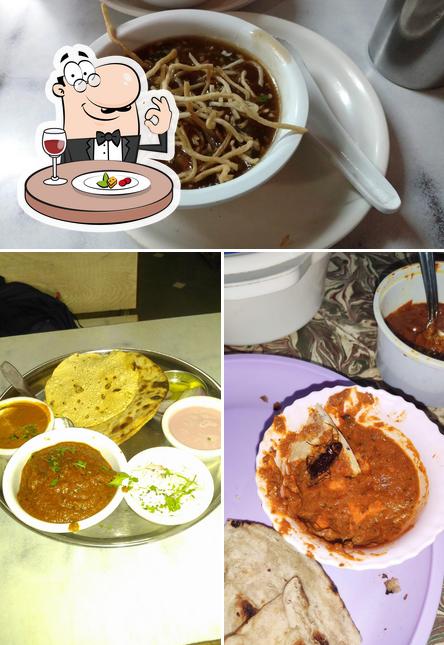 Food at Meena Lunch Home